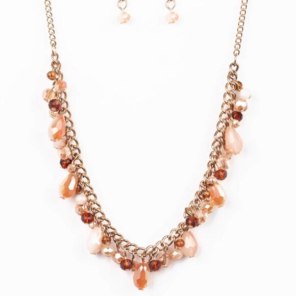 Paparazzi Jewelry Accessories - Courageously Catwalk - Gold Necklace - Vintage - Picture 2 of 6